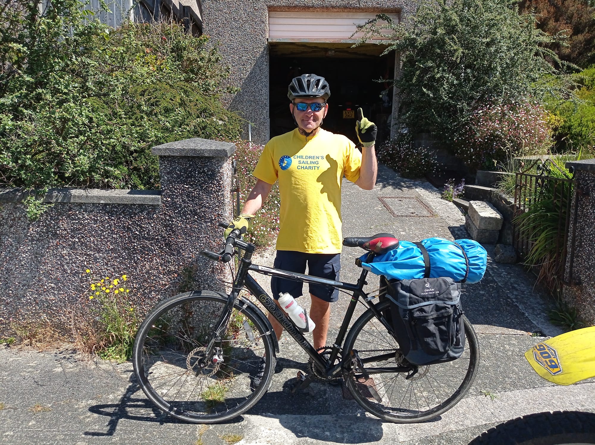 Steve cycles the Great Western Way Localgiving